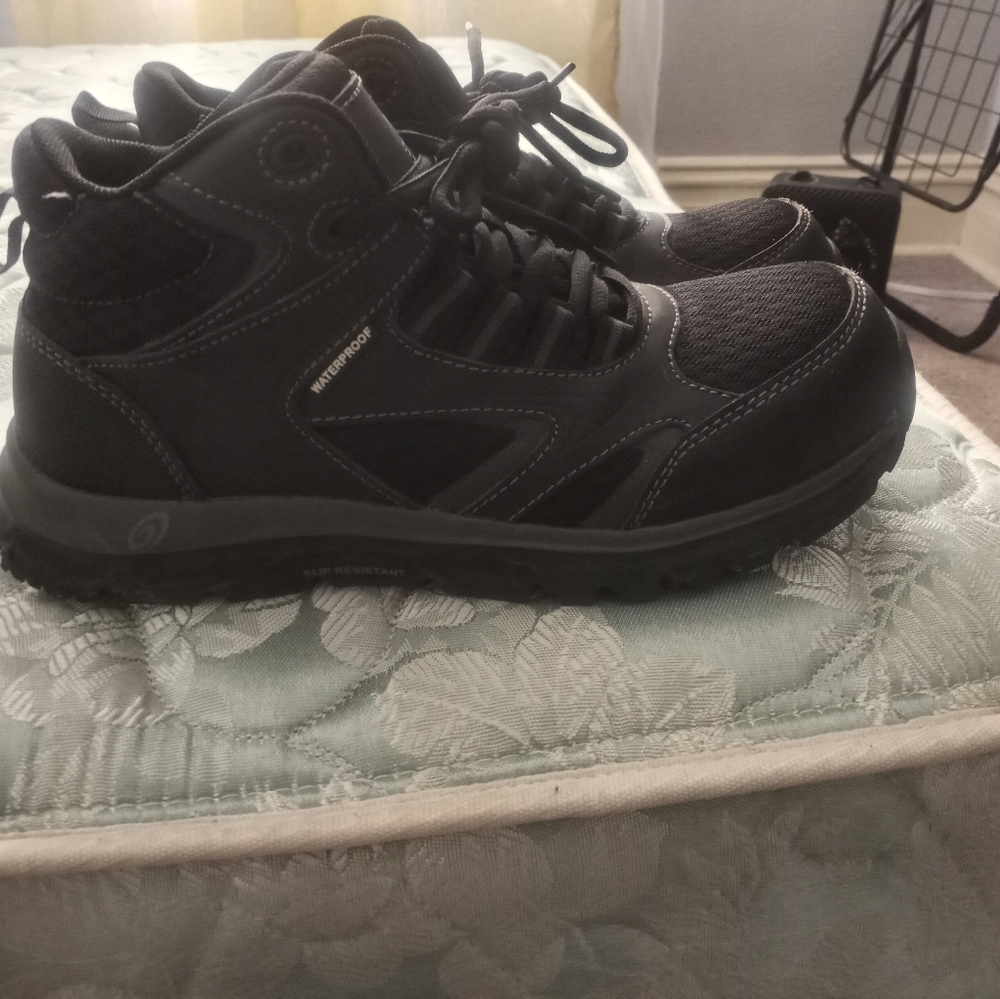 Amazon work boots